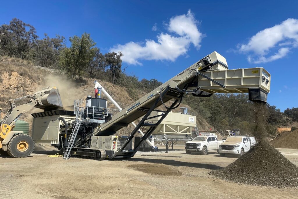 Tracked Pugmill - High-Capacity Blending | MIMICO NZ